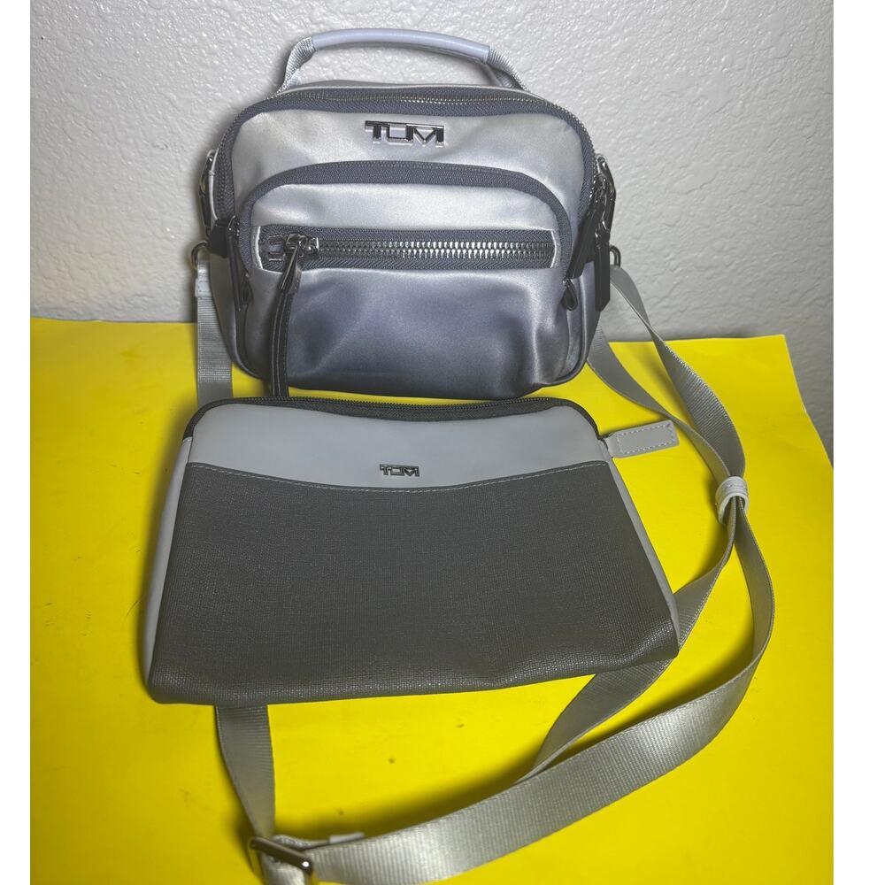 Tumi Voyageur Turner Gray Ombre Crossobody 9  x 8 148539A214